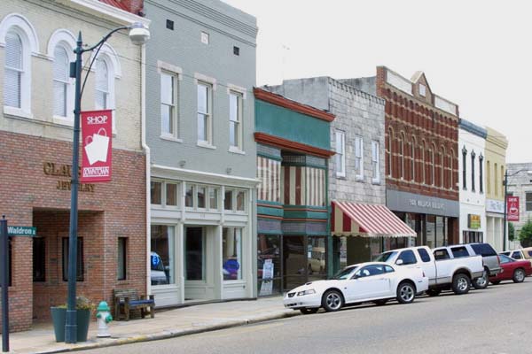 corinth-mississippi-small-town-main-streets