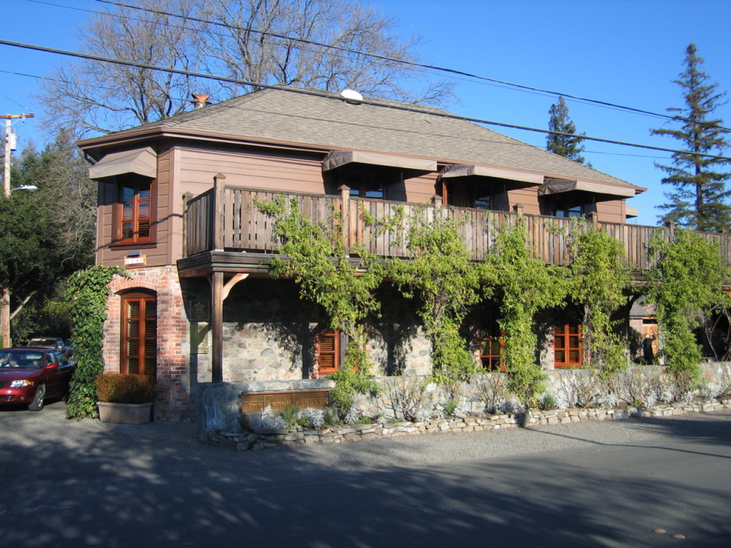 yountville-california-small-town-wine-lovers