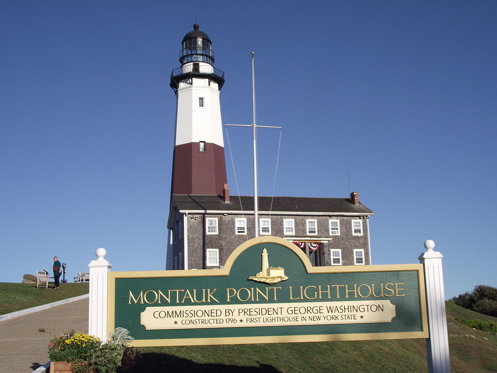 montauk-new-york-small-beach-town-east-coast